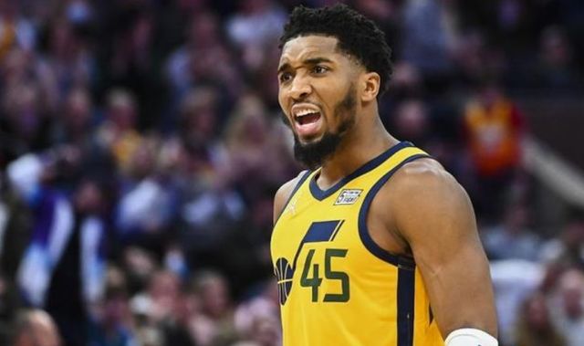 皇马1-0一只脚踏进决赛：贝林40米神助攻 恩德里克第6球